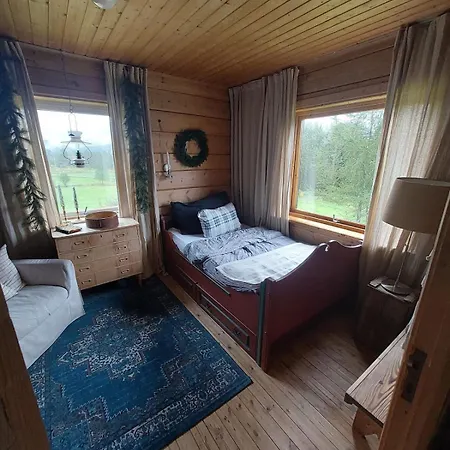 Llama Authentic Sunnfjord Farm Semesterbostad