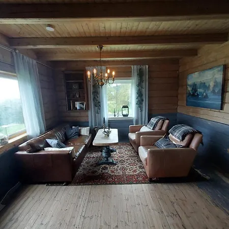 Semesterbostad Llama Authentic Sunnfjord Farm *