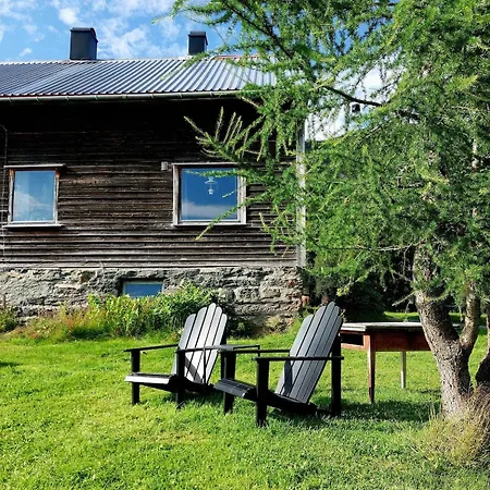 Semesterbostad Llama Authentic Sunnfjord Farm *