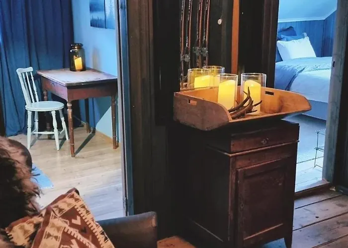 Semesterbostad Llama 8 Beds 4 Bedrooms Naustdal i Sunnfjord