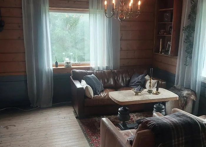 Semesterbostad Llama 8 Beds 4 Bedrooms Naustdal i Sunnfjord